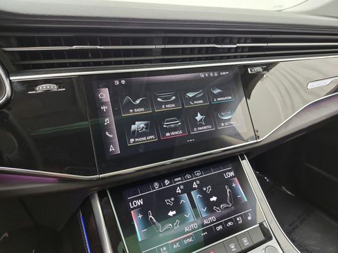 Used 2023 Audi Q8 Premium Plus AWD/4WD image 10
