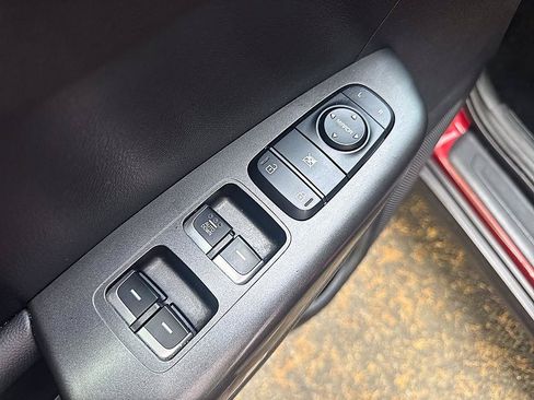 Used 2022 Kia Sportage LX AWD/4WD image 10