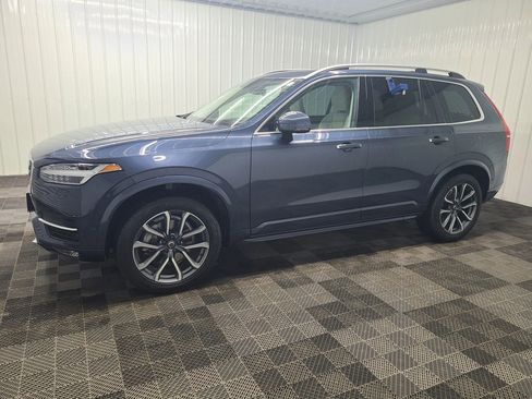 Used 2019 Volvo XC90 T6 Momentum w/ Advanced Package image 8