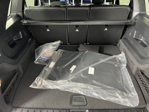 New 2026 Mercedes-Benz GLB 250 4MATIC image 24