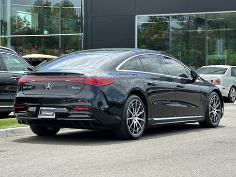 Certified 2023 Mercedes-Benz EQS 580 4MATIC Sedan image 3