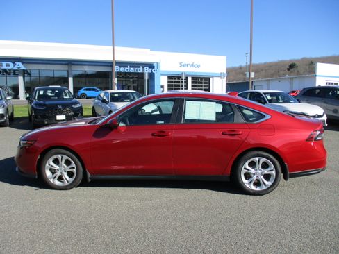 Certified 2023 Honda Accord LX image 8