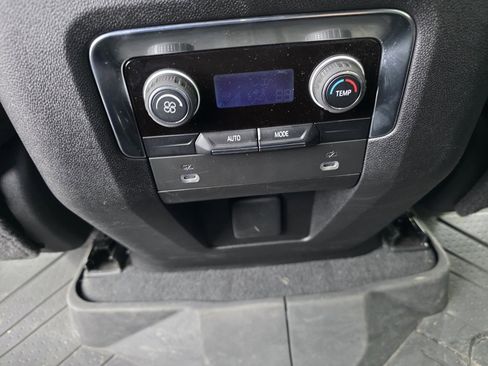 Used 2022 Chevrolet Tahoe RST image 35