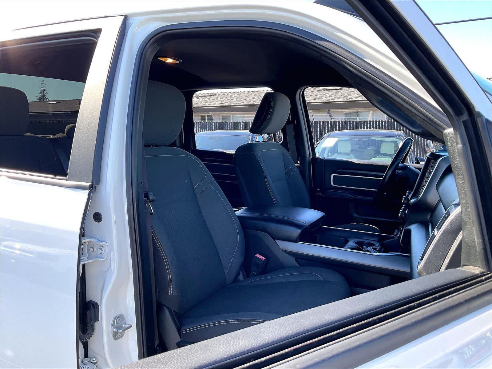 Used 2019 RAM 2500 Big Horn AWD/4WD image 10