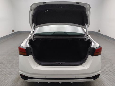 Used 2025 Nissan Altima 2.5 SV FWD image 29