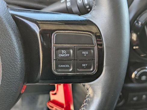 Used 2015 Jeep Wrangler Unlimited Sahara AWD/4WD image 22