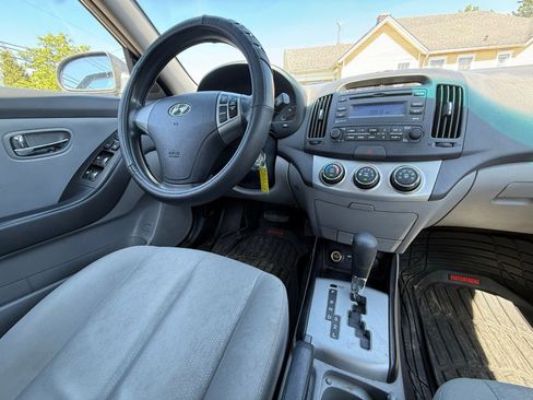 Used 2010 Hyundai Elantra GLS FWD image 20