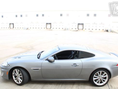 Used 2012 Jaguar XKR R RWD image 22