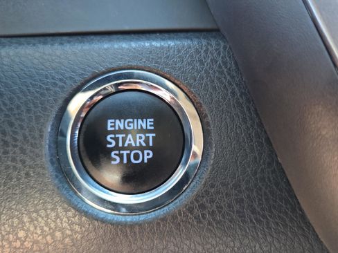 Used 2024 Toyota Camry SE image 22