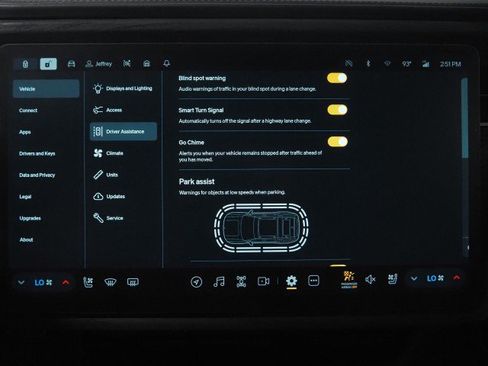 Used 2024 Rivian R1S AWD Adventure image 39