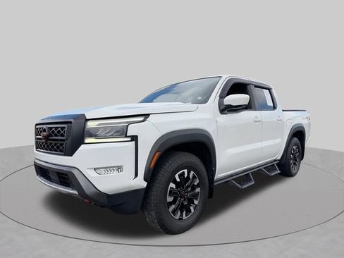 Used 2023 Nissan Frontier PRO-4X AWD/4WD image 4
