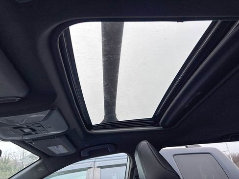 Used 2023 Toyota RAV4 XSE image 15