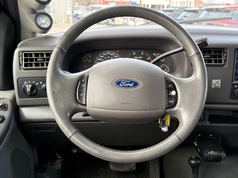 Used 2003 Ford F350 Lariat image 18