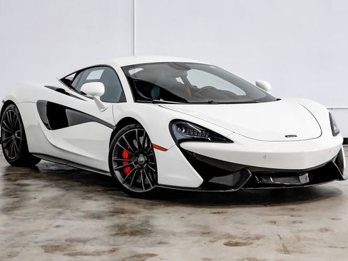 Used 2017 McLaren 570S Coupe image 6