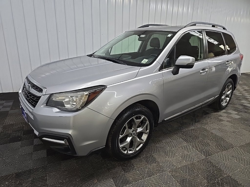 Used 2017 Subaru Forester 2.5i Touring AWD/4WD image 8