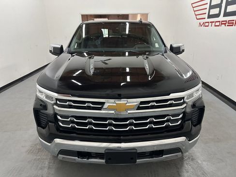 Used 2024 Chevrolet Silverado 1500 LTZ w/ Technology Package image 3
