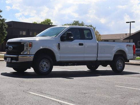 Used 2022 Ford F250 XL w/ Power Equipment Group AWD/4WD image 11