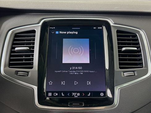 Used 2025 Volvo XC90 B5 Core image 21