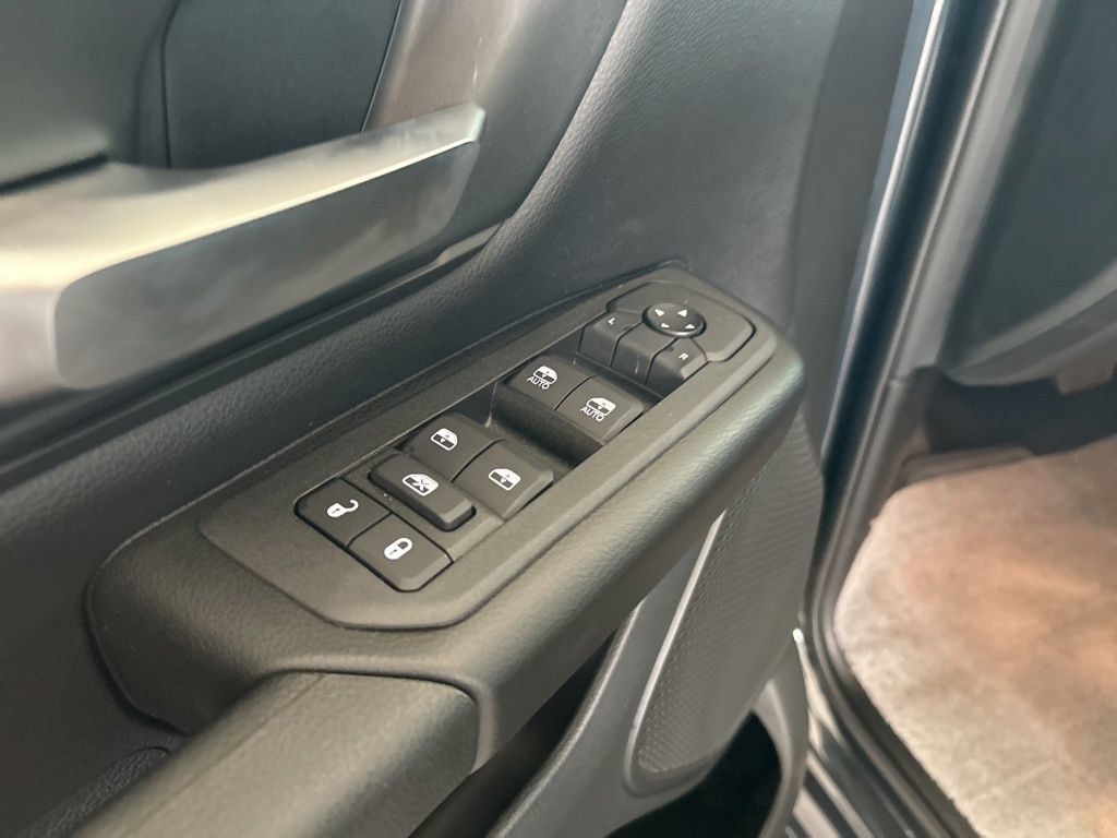 New 2025 RAM 1500 Tradesman AWD/4WD image 34