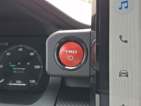 Certified 2025 Toyota 4Runner TRD Pro AWD/4WD image 27