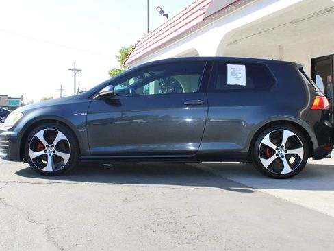Used 2015 Volkswagen GTI S image 11