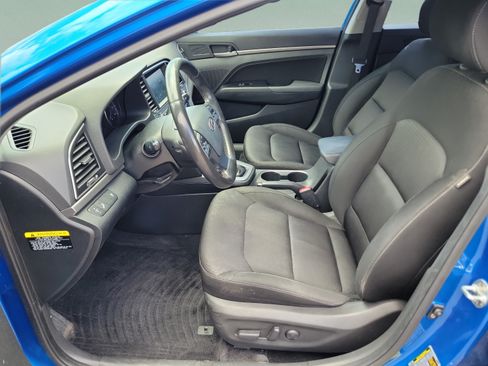 Used 2017 Hyundai Elantra Value Edition FWD image 25