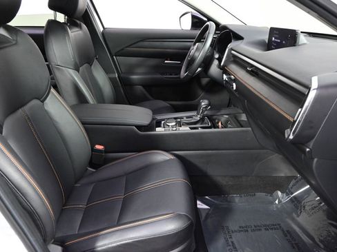 Used 2025 MAZDA CX-50 AWD 2.5 S w/ Premium Plus Pkg image 16