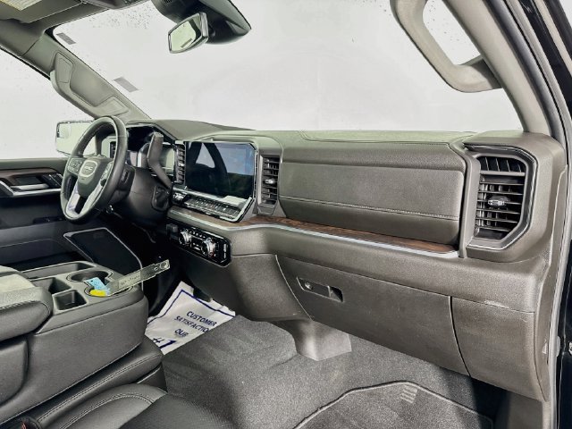 Used 2025 GMC Sierra 1500 SLT AWD/4WD image 29