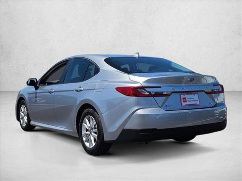 Used 2026 Toyota Camry LE FWD image 8