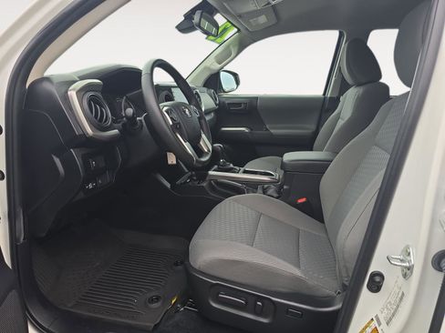 Used 2022 Toyota Tacoma SR5 image 10