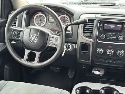 Used 2018 RAM 2500 Tradesman w/ Chrome Appearance Group image 10