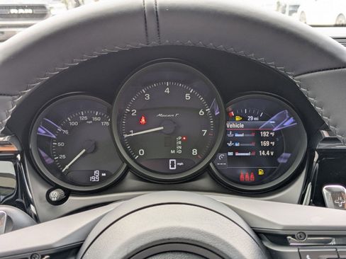 New 2026 Porsche Macan image 16