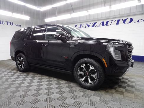 Used 2026 GMC Yukon AT4 Ultimate AWD/4WD image 3