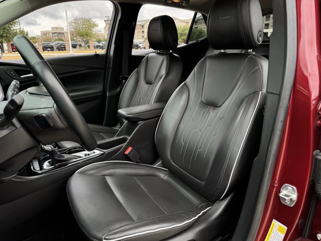 Used 2024 Buick Encore GX Avenir w/ Avenir Technology Package FWD image 26