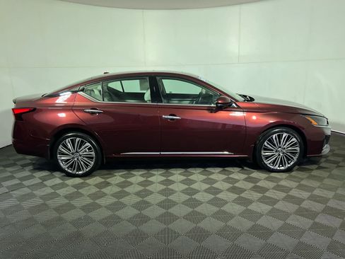 Certified 2024 Nissan Altima 2.5 SL image 8