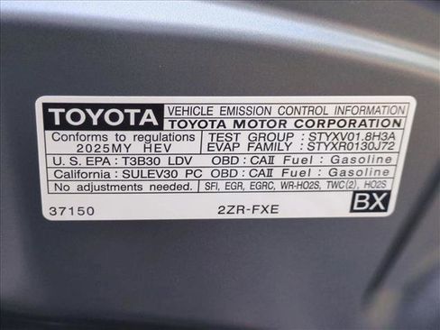 Certified 2025 Toyota Corolla SE w/ Convenience Package image 24