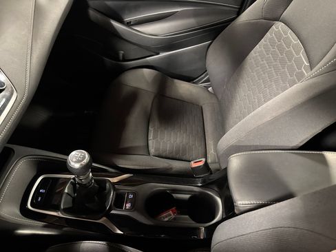 Used 2020 Toyota Corolla SE FWD image 31