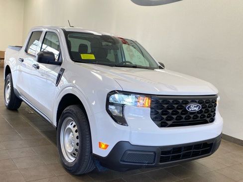 New 2025 Ford Maverick XL w/ Equipment Group 101A image 26