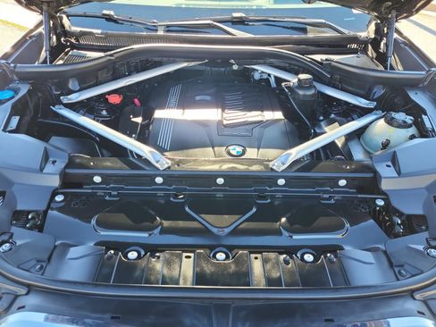 Used 2019 BMW X5 xDrive40i w/ Premium Package 2 image 16