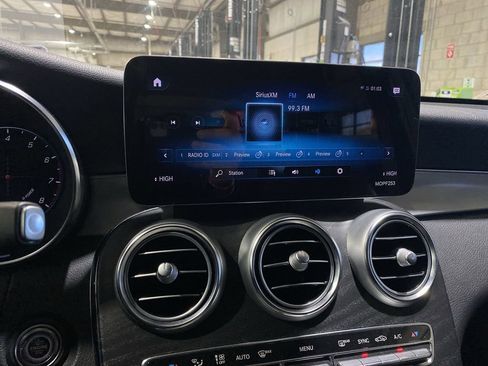 Certified 2022 Mercedes-Benz GLC 300 image 7