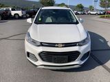 Used 2022 Chevrolet Trax LT w/ LT Convenience Package image 2