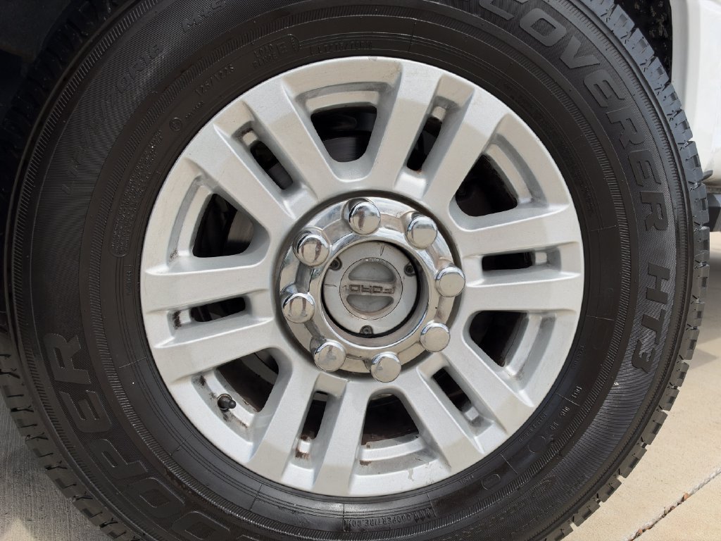 Used 2019 Ford F250 XLT w/ Snow Plow Prep Package AWD/4WD image 11