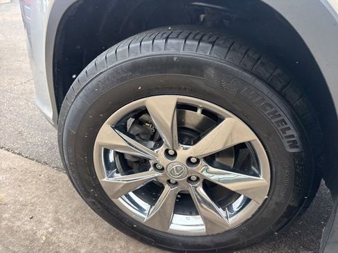 Used 2017 Lexus RX 350 350 w/ Luxury Package image 11