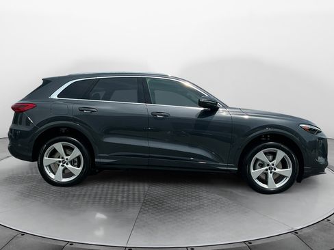 New 2025 Audi Q5 Premium Plus image 8