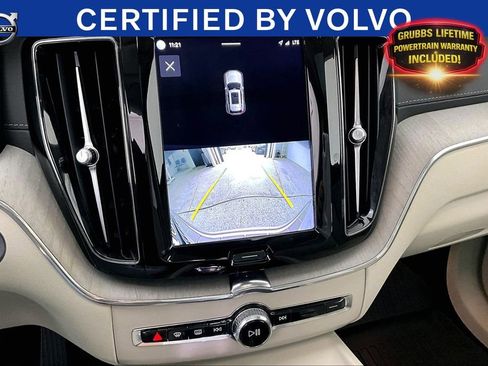 Certified 2023 Volvo XC60 B5 Ultimate w/ Climate Package AWD/4WD image 31