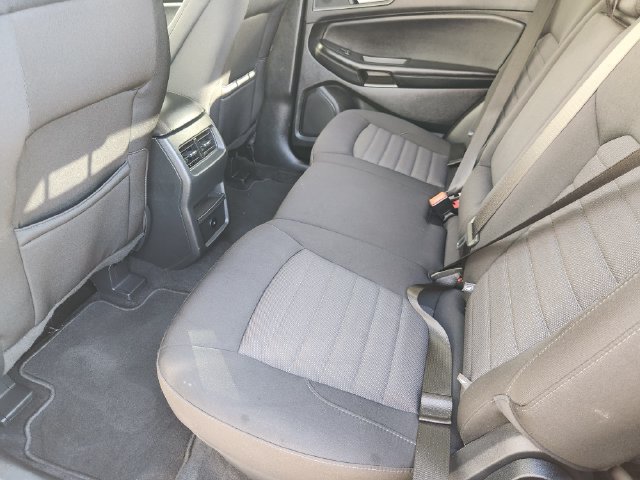 Certified 2024 Ford Edge SE w/ Black Appearance Package AWD/4WD image 29