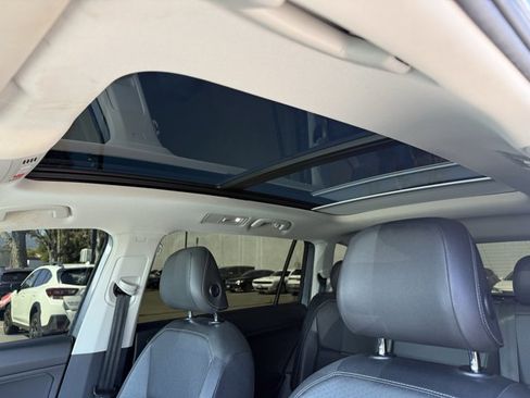 Used 2019 Volkswagen Tiguan SEL image 14