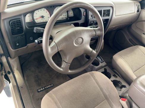 Used 2003 Toyota Tacoma PreRunner image 4