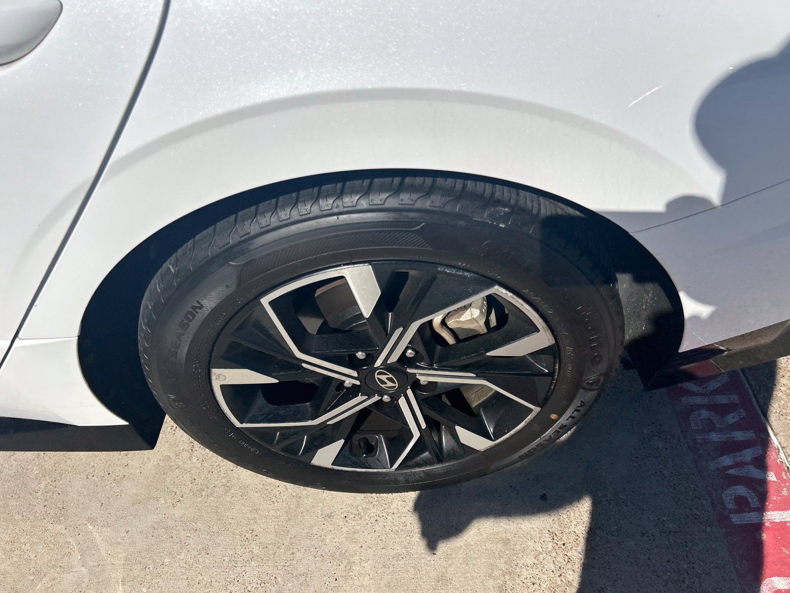 Used 2025 Hyundai Sonata SEL FWD image 14