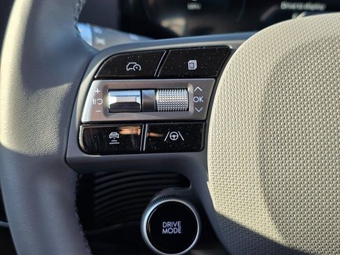 Used 2025 Hyundai Ioniq 5 SEL image 24